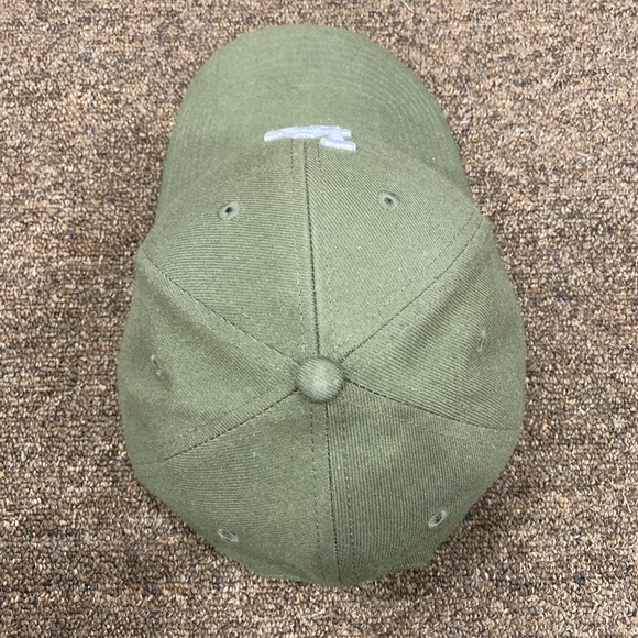 LA cap green, adjustable. - Picture 3 of 4